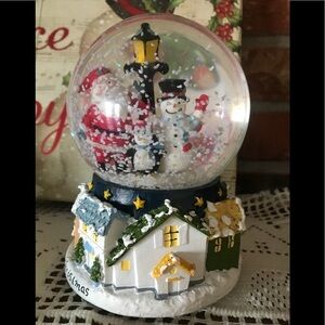 Rare Night Before Christmas Musical Snow Globe